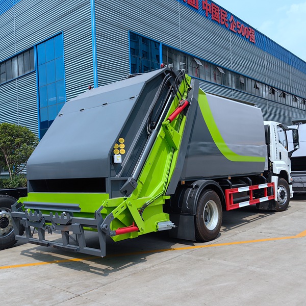 ISUZU FTR 6 wheels 12cbm rear loader garbage compactor truck_Chengli